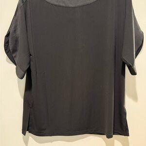 Chico's Classic Black Short Sleeve Top